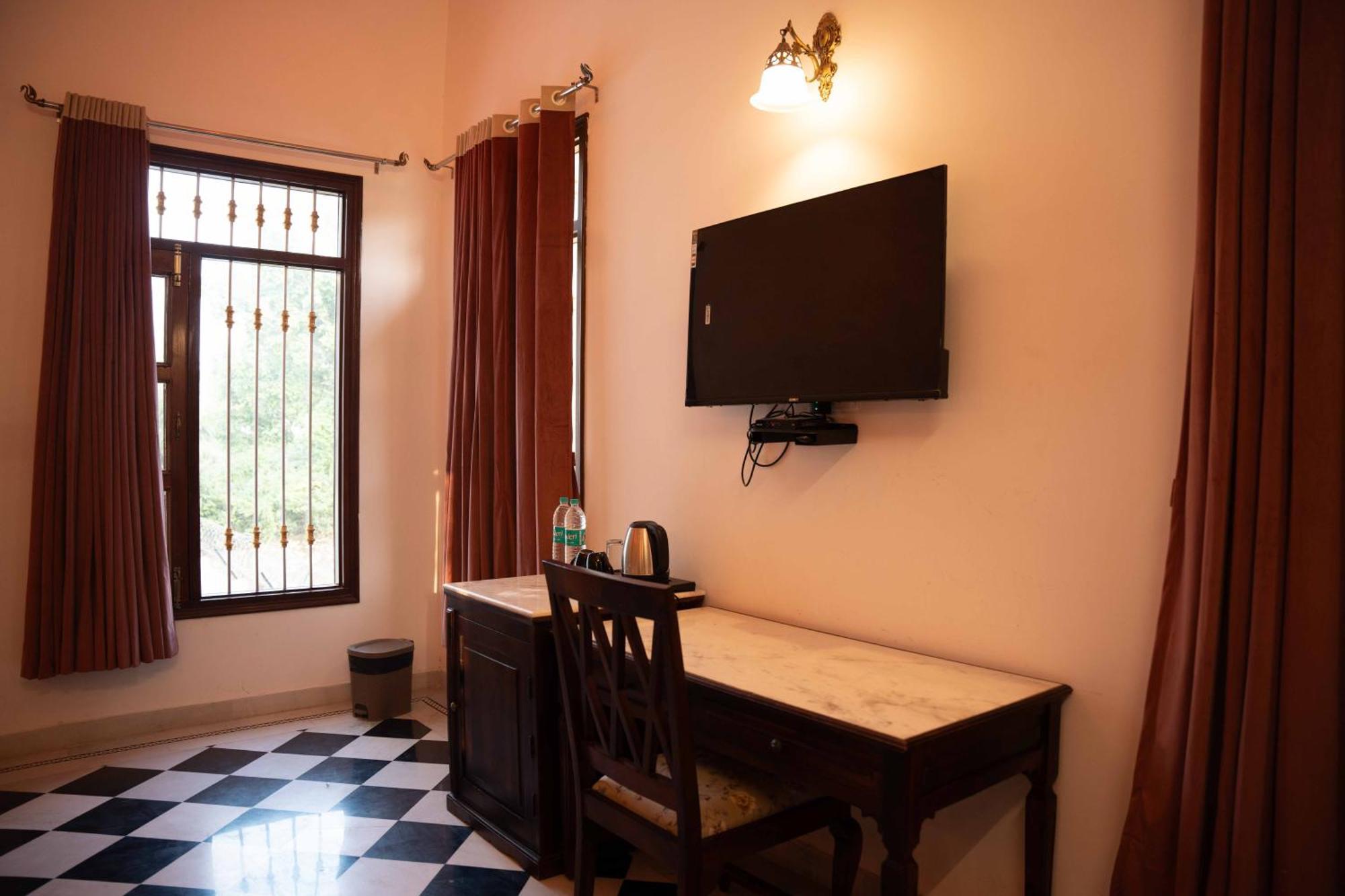 Hotel Karohi Villa Ουνταϊπούρ Εξωτερικό φωτογραφία